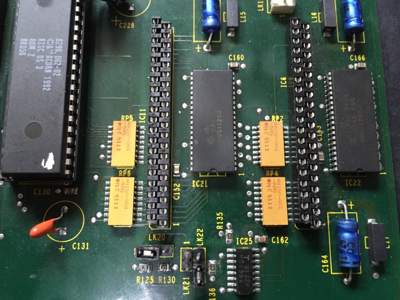 The A3010 Memory and Expansion Sockets